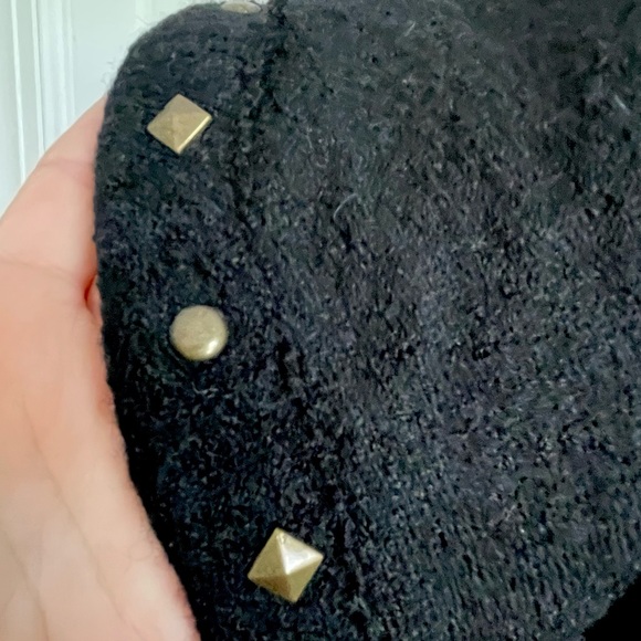 Sweater jacket. Never worn. - Picture 2 of 7